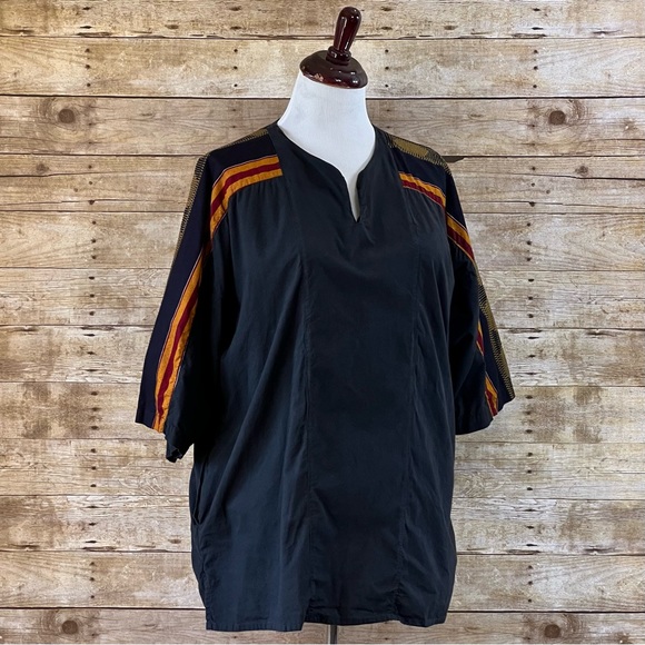 African Village One Size Black Top - Picture 2 of 7